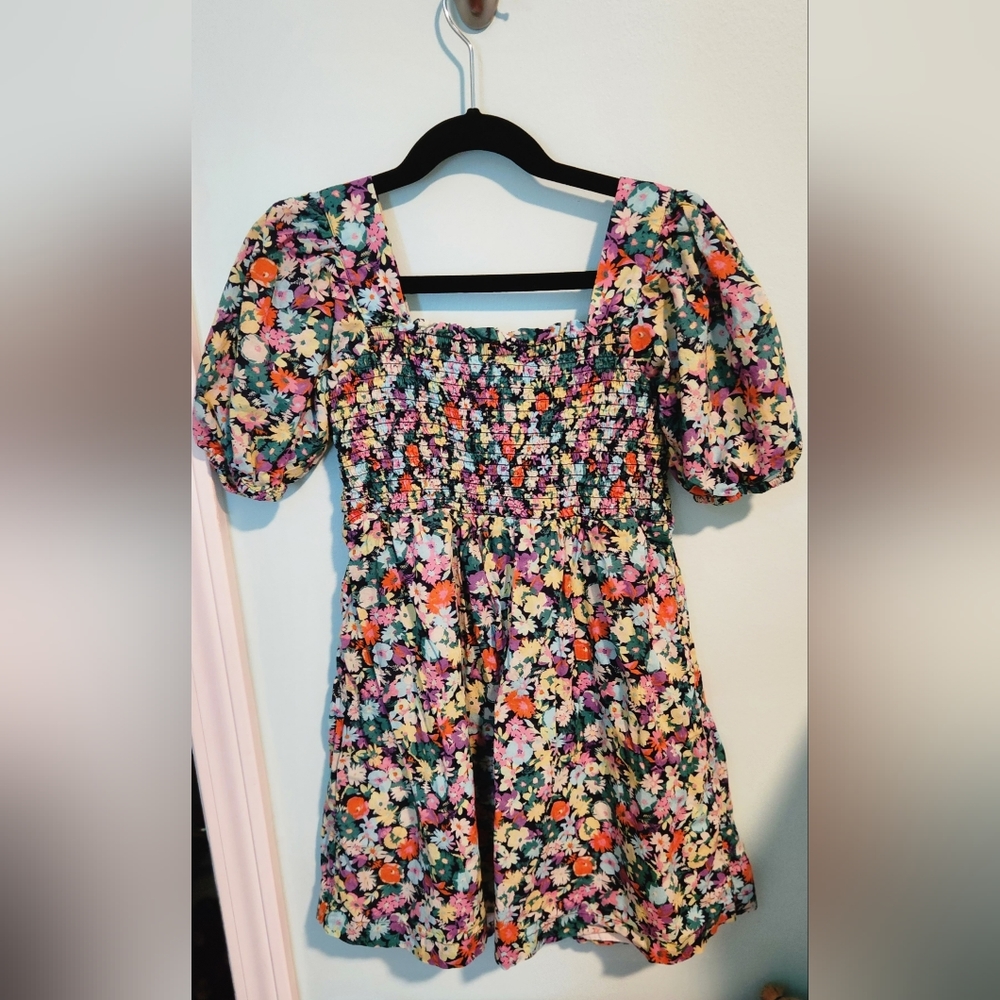 Girls dress
